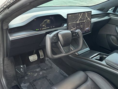 Used 2021 Tesla Model S Plaid image 20