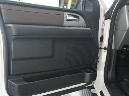 Used 2015 Ford Expedition King Ranch AWD/4WD image 18