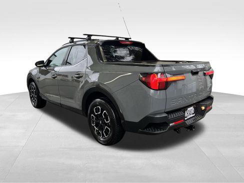 Used 2022 Hyundai Santa Cruz SEL Premium image 8