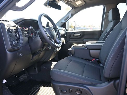 New 2026 Chevrolet Silverado 2500 Custom w/ Custom Value Package AWD/4WD image 18