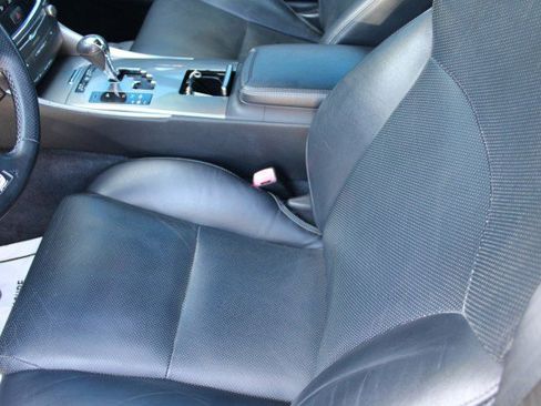 Used 2014 Lexus IS 250C w/ F-Sport Package w/as Tires image 33