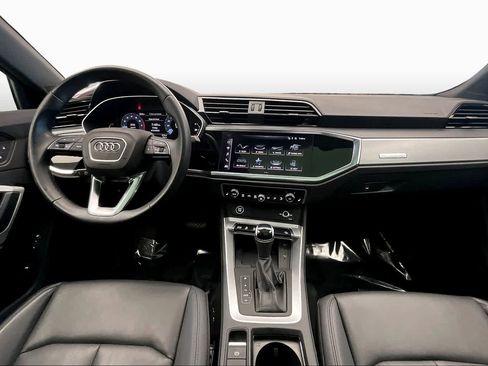 Used 2024 Audi Q3 2.0T Premium w/ Convenience Package AWD/4WD image 15