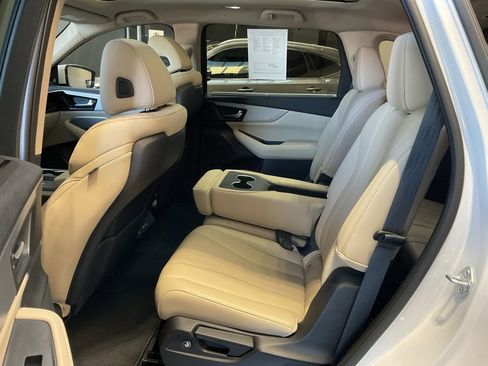 Certified 2023 Acura MDX FWD w/ Technology Package image 25