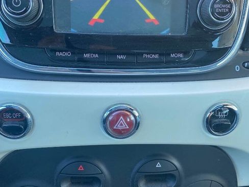 Used 2018 FIAT 500 e w/ Esport Package image 17