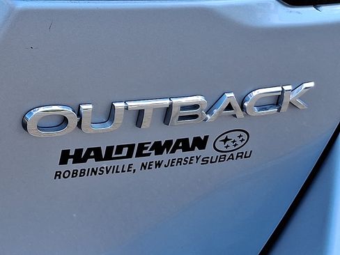Certified 2022 Subaru Outback Premium AWD/4WD image 30
