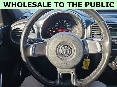 Used 2012 Volkswagen Beetle 2.5 image 17