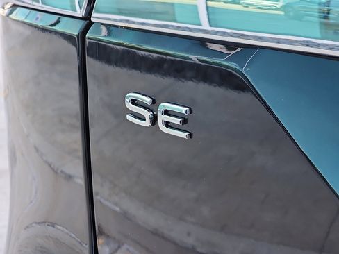 New 2026 Volkswagen Atlas SE image 10