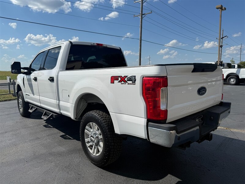 Used 2018 Ford F250 XLT w/ XLT Value Package AWD/4WD image 8