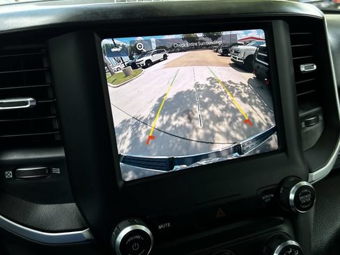 Used 2022 RAM 1500 Big Horn AWD/4WD image 19