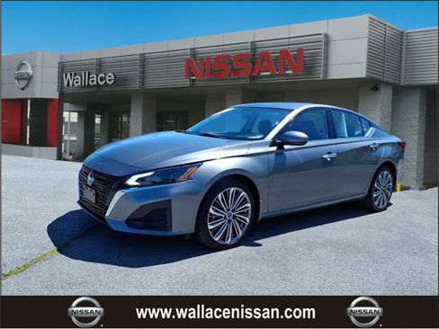 Used 2024 Nissan Altima 2.5 SL AWD/4WD image 1