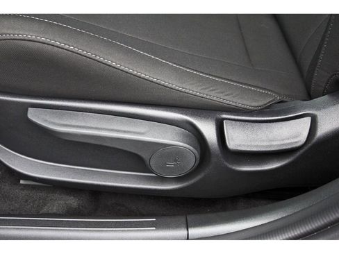 Certified 2026 Hyundai Elantra Sport FWD image 31