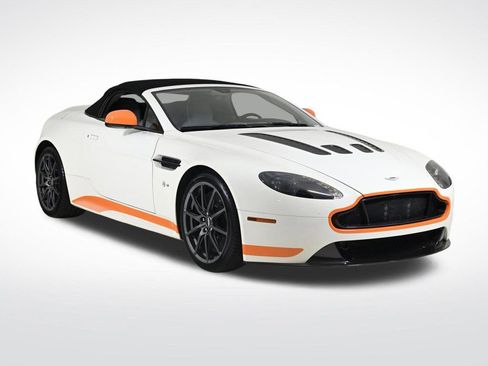 Used 2017 Aston Martin V12 Vantage S image 1