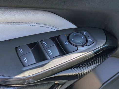 New 2026 Chevrolet Trax LT w/ Driver Confidence Package FWD image 9