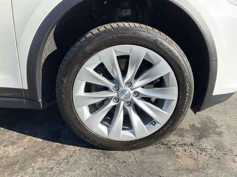 Used 2016 Tesla Model X 90D image 81