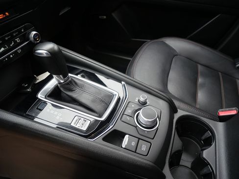 Used 2021 MAZDA CX-5 Touring w/ Touring Preferred SV Package image 15