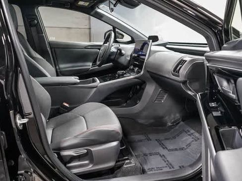 Certified 2025 Toyota bZ4X AWD image 18