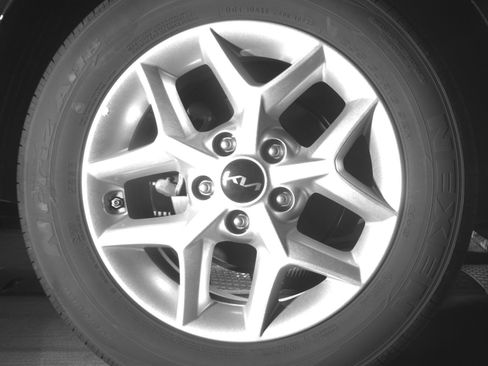 Used 2025 Kia Soul LX w/ LX Technology Package FWD image 27