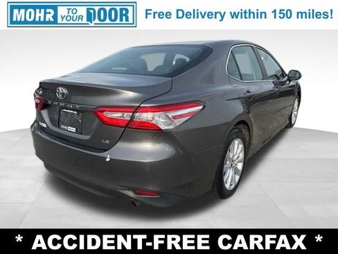 Used 2018 Toyota Camry LE FWD image 7