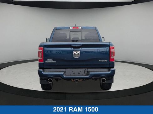 Used 2021 RAM 1500 4x4 Crew Cab image 5