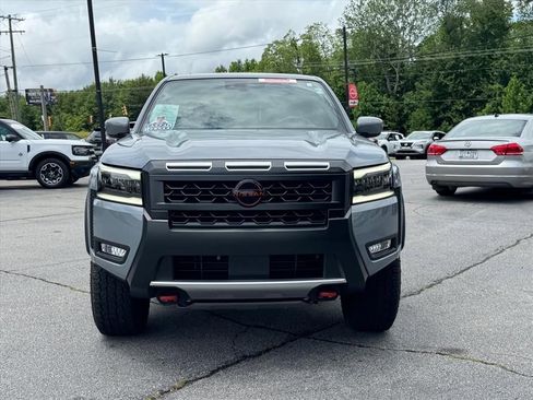 Certified 2026 Nissan Frontier PRO-4X w/ Tow Package AWD/4WD image 8