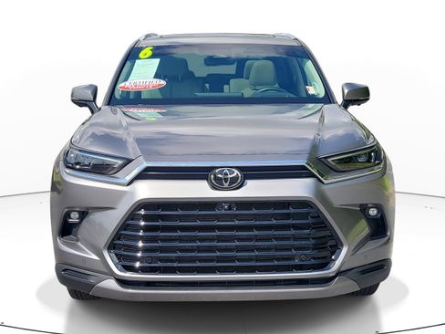 Certified 2026 Toyota Grand Highlander AWD image 2
