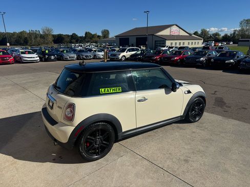 Used 2012 MINI Cooper Hardtop image 5