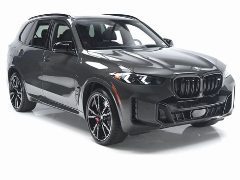 Used 2026 BMW X5 M60i image 3