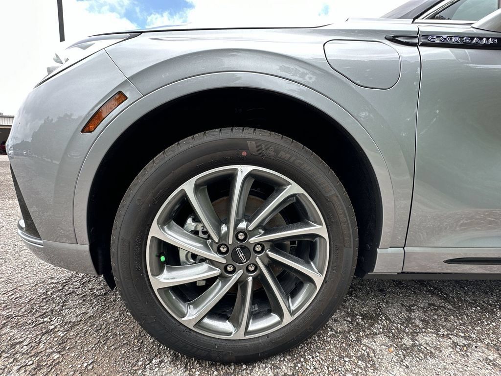 New 2024 Lincoln Corsair Grand Touring w/ Equipment Group 301A AWD/4WD image 10