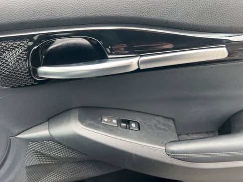 Certified 2025 Kia Seltos S image 32