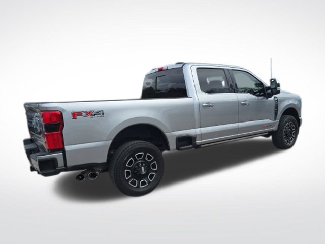 Used 2024 Ford F250 Platinum AWD/4WD image 3