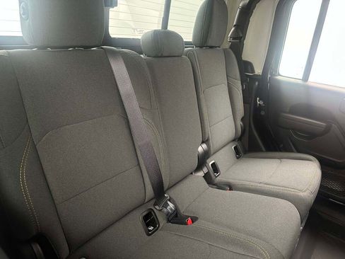 New 2026 Jeep Gladiator Sport image 25