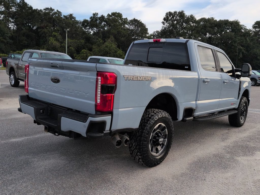 Used 2024 Ford F350 Lariat w/ Lariat Ultimate Package AWD/4WD image 4