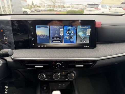 New 2026 Nissan Kicks S image 19