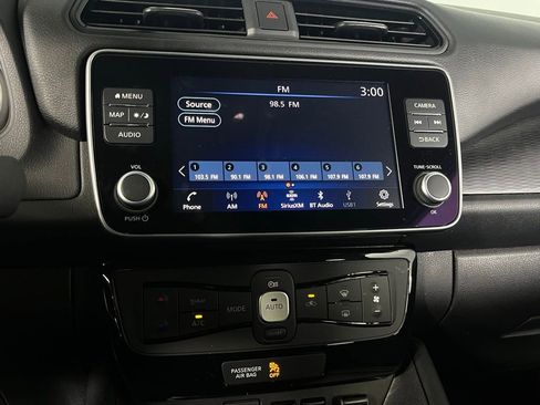 Used 2025 Nissan Leaf SV Plus image 16