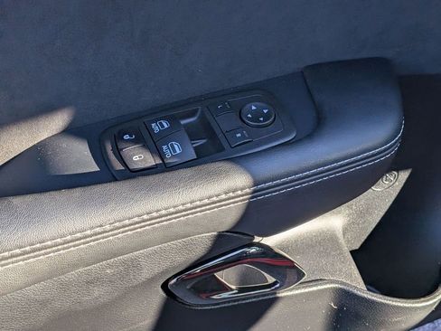 Used 2022 Dodge Challenger SRT Hellcat RWD image 14