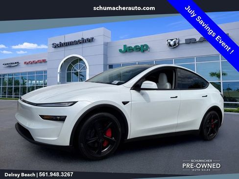 Used 2026 Tesla Model Y AWD image 3