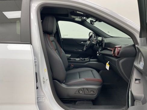 New 2026 Chevrolet Equinox RS w/ Convenience Package III AWD/4WD image 15