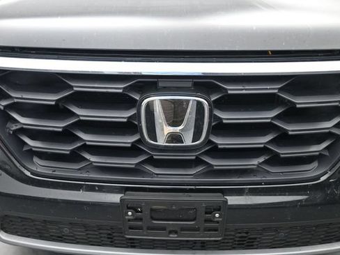 Used 2025 Honda Pilot EX-L image 39