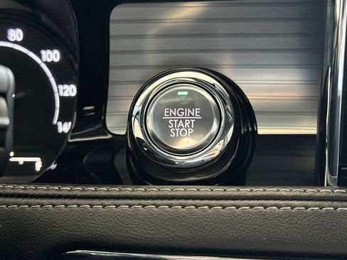 Certified 2022 Lincoln Corsair FWD image 22