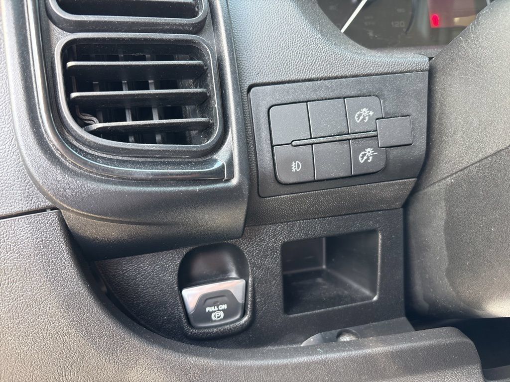 Used 2025 RAM ProMaster 3500 w/ Safety Group FWD image 18
