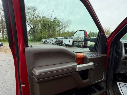 Used 2022 Ford F250 King Ranch w/ King Ranch Ultimate Package AWD/4WD image 9