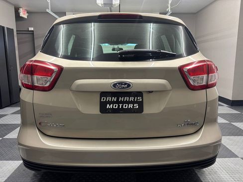 Used 2017 Ford C-MAX SE FWD image 9