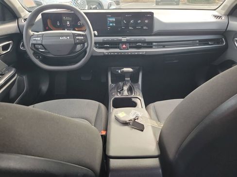 Used 2025 Kia K4 LXS image 21