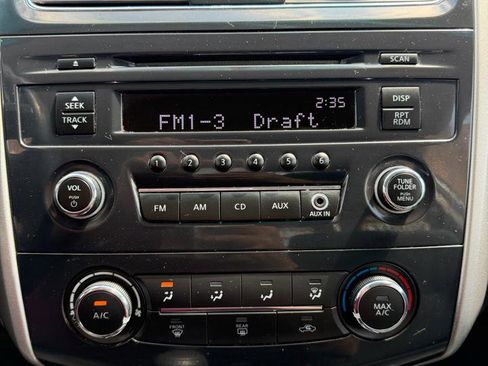Used 2015 Nissan Altima 2.5 S w/ Power Driver Seat Package FWD image 14