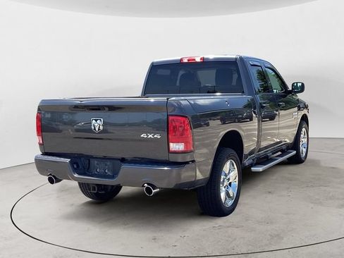 Used 2019 RAM 1500 Express w/ Express Value Package AWD/4WD image 5