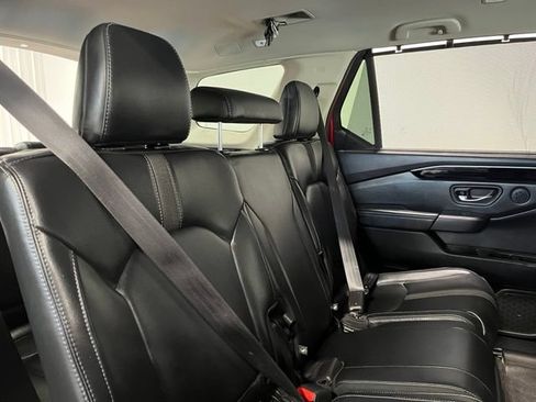 Used 2024 Honda Pilot EX-L image 13