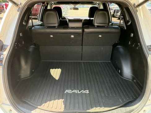 Used 2016 Toyota RAV4 SE AWD/4WD image 13
