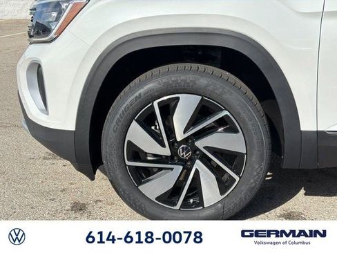 New 2026 Volkswagen Atlas SEL image 12