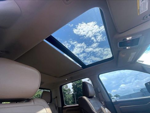 Used 2019 RAM 1500 Laramie Longhorn AWD/4WD image 29