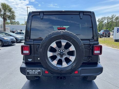 Used 2020 Jeep Wrangler Unlimited Sahara AWD/4WD image 7